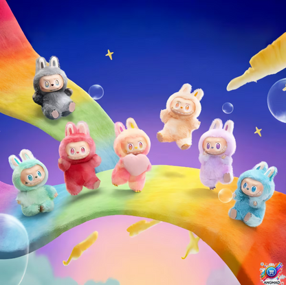 Figurina LaBubu – personaj Serenity,Colectia Big into Energy, plus cu cap rotativ, 16cm breloc decorativ & jucarie colectionabila